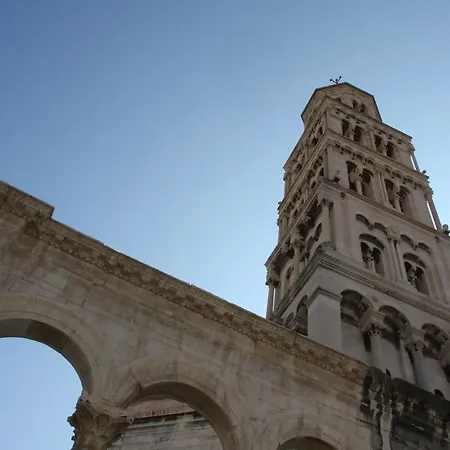 Fairy Of The Seas Split