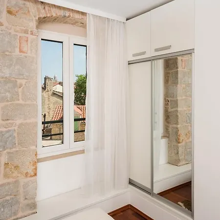 Fairy Of The Seas Apartment Split