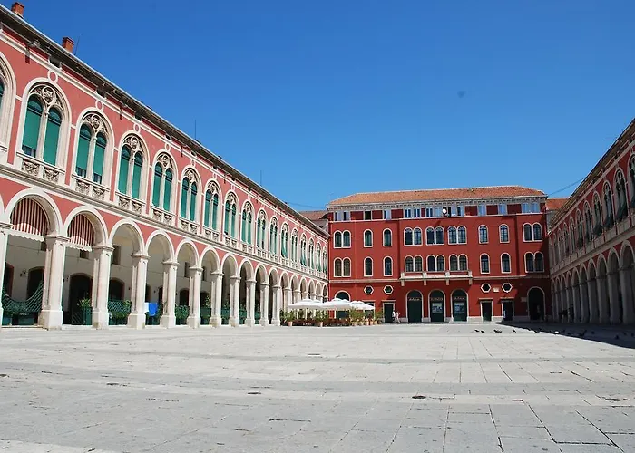 Fairy Of The Seas Split