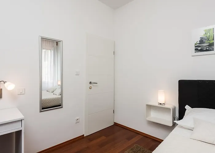 페어리 오브 시즈 아파트먼트 *