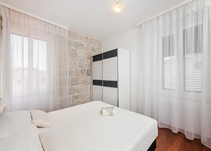 Fairy Of The Seas * Split