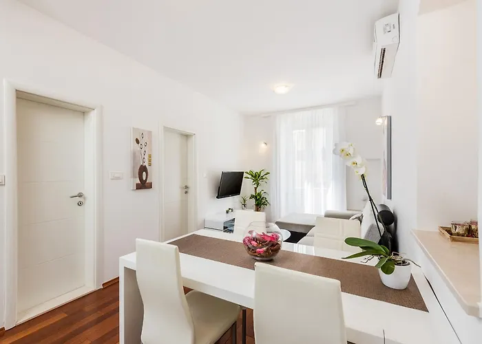 아파트 페어리 오브 시즈 아파트먼트 *