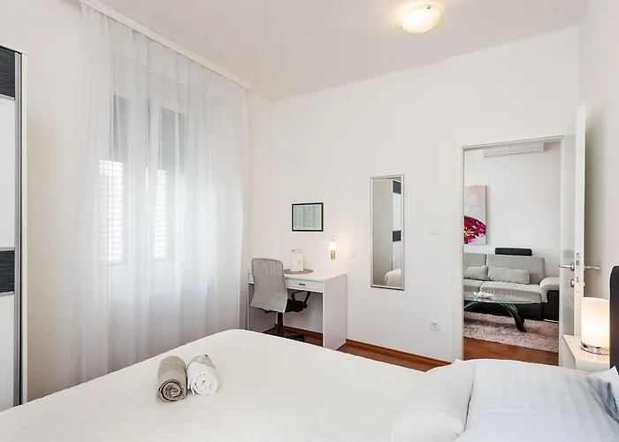 아파트 페어리 오브 시즈 아파트먼트